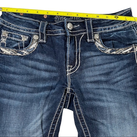 Miss Me Size 27 dark wash jeans signature boot, button flap pockets with designs - Picture 8 of 13